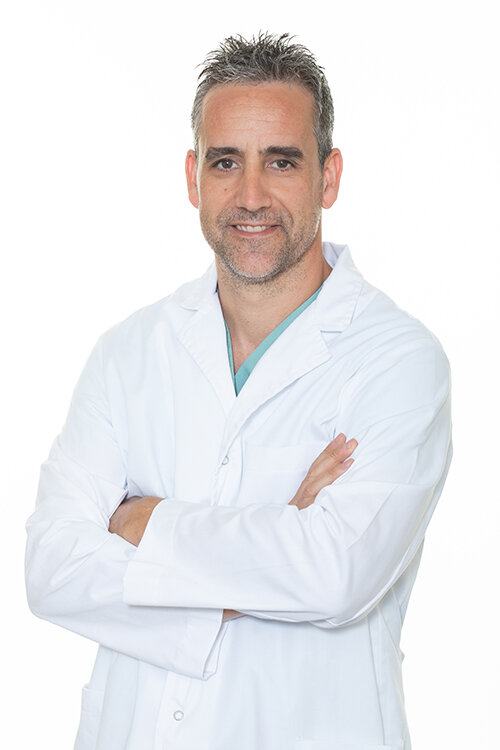 Dr. Carles Canosa Morales